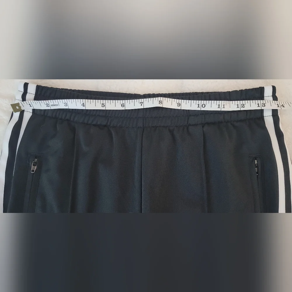 *BNWOT* Adidas Adicolor Classics Firebird Track Pants - Picture 3 of 7